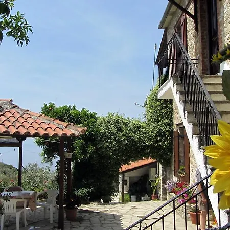 Tsorni Hill Cottage Lefokastro Exterior foto