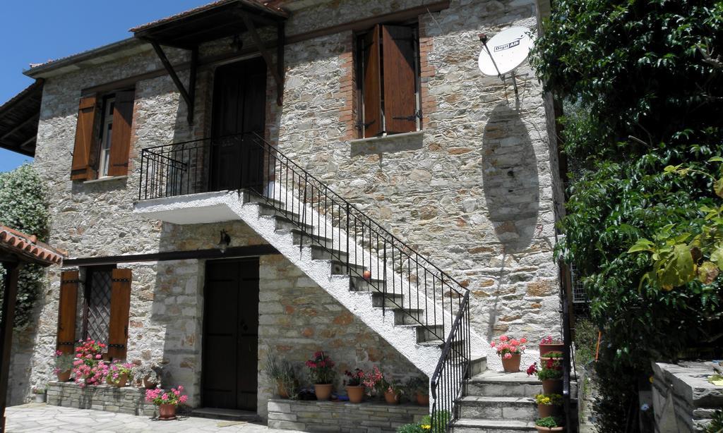 Tsorni Hill Apartment