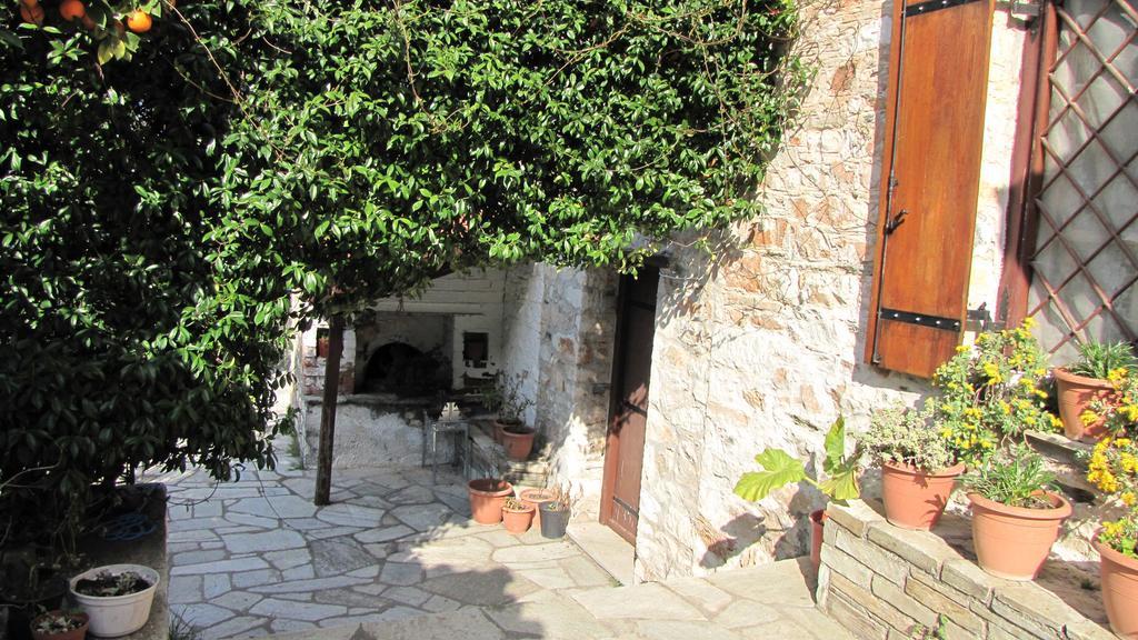 Tsorni Hill * Lefokastro